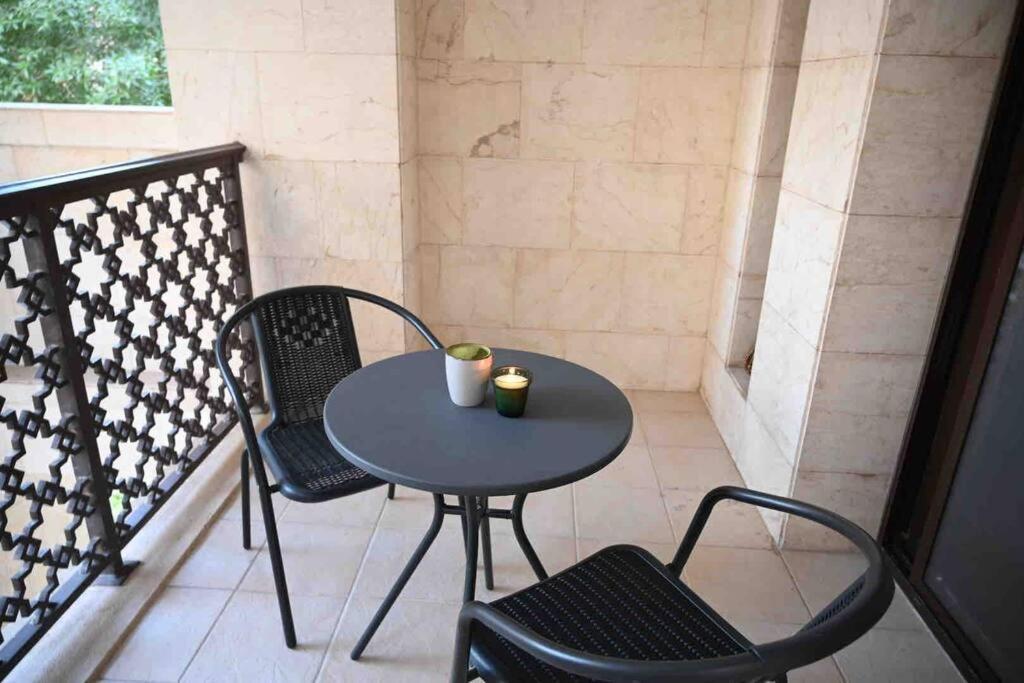 Brand New Furniture . Close To Dubai Mall. Экстерьер фото